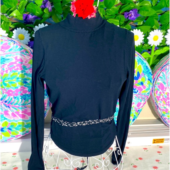 Free People soft black belted top with sexy open back - Picture 2 of 5